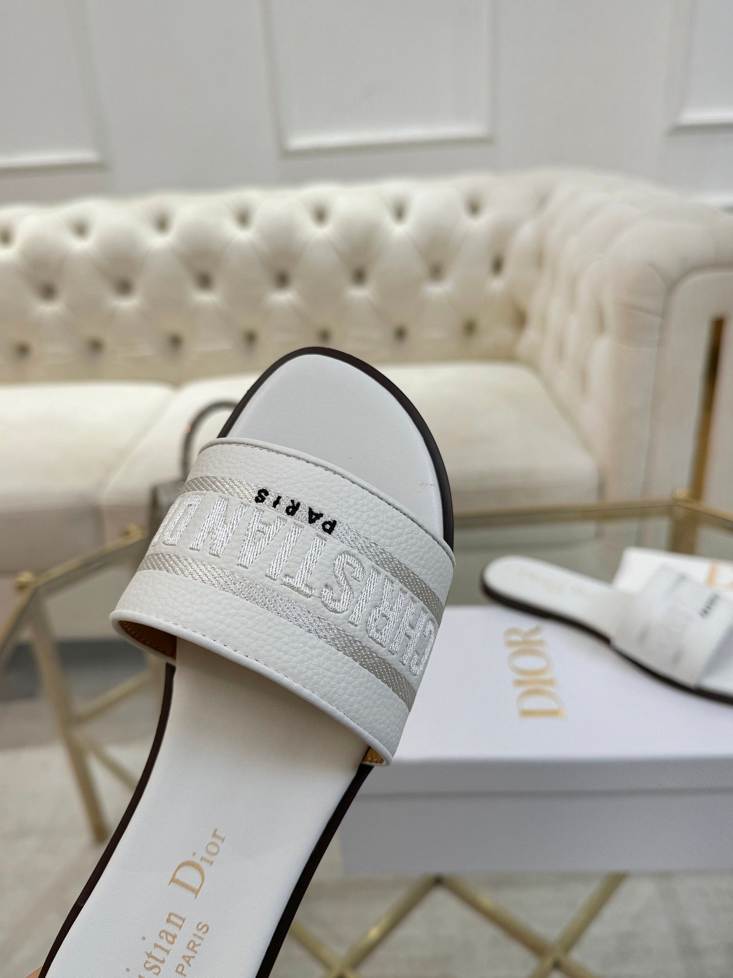 ‘D’ Inspired Sliders